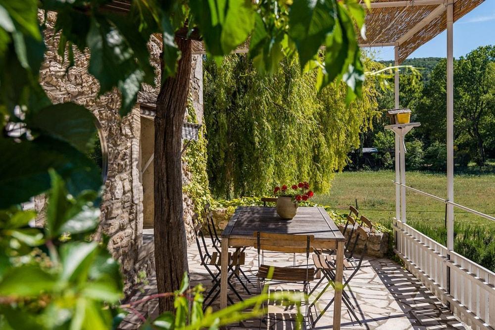 Gites De La Croix Du Gres (Adults Only) Valaurie Экстерьер фото