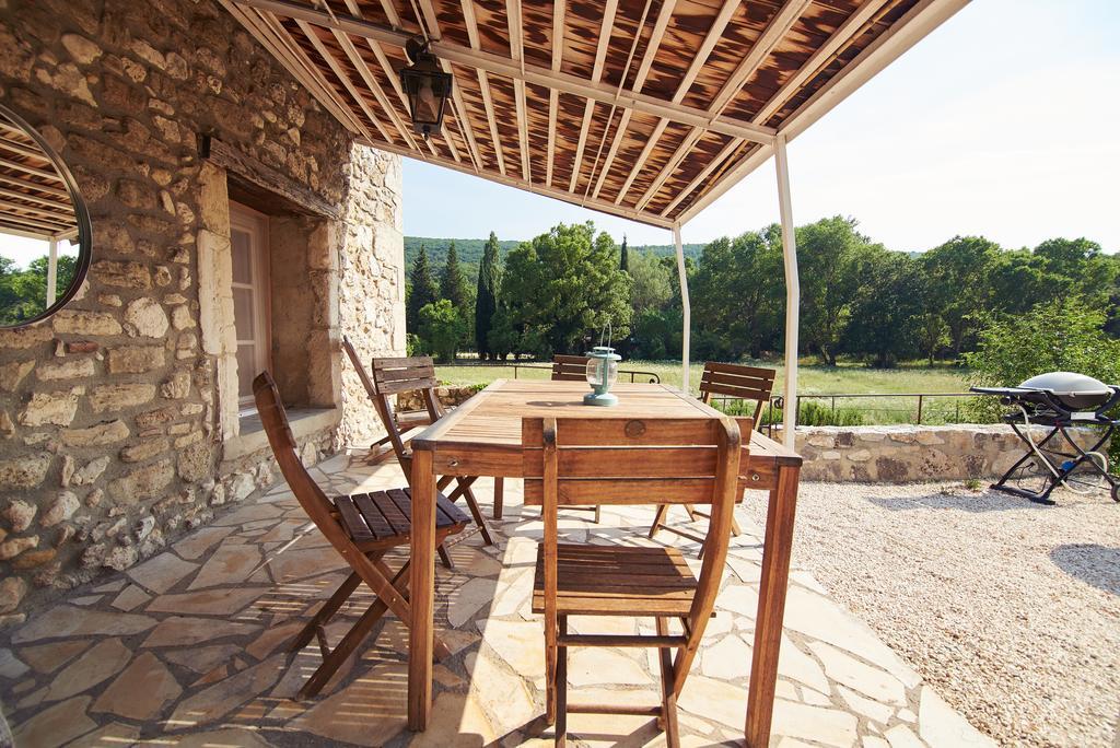 Gites De La Croix Du Gres (Adults Only) Valaurie Экстерьер фото